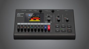Zoom R12